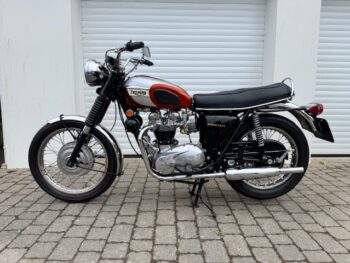 1969 Triumph Bonneville T120