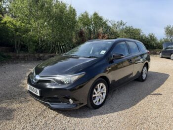 2018 Toyota Auris Hybrid Estate